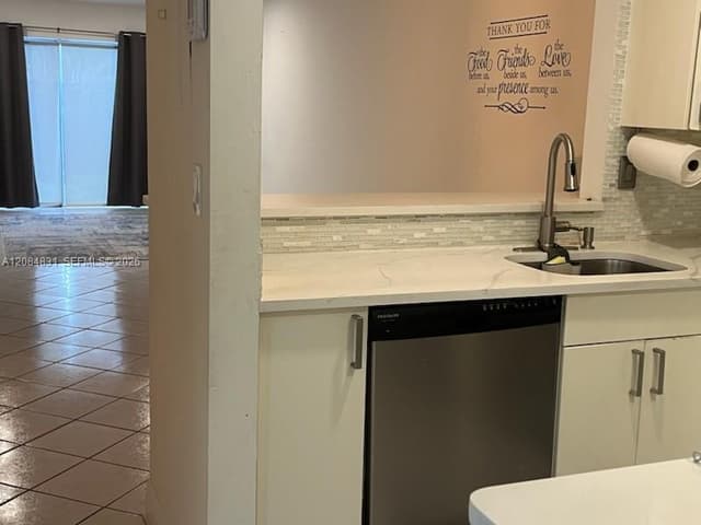 3779 Raleigh St, Hollywood FL 33021 - Hollywood, FL - Photo 6