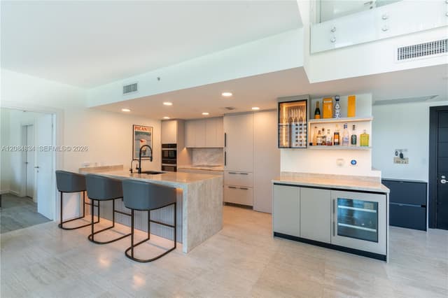 200 Biscayne Blvd Way # 508, Miami FL 33131 - Miami, FL - Photo 2