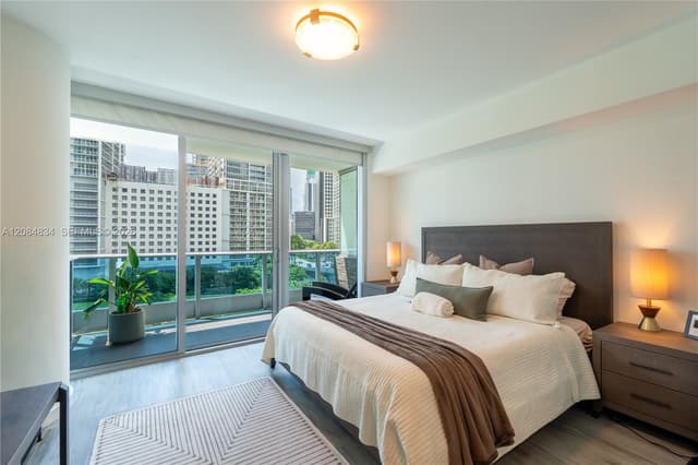 200 Biscayne Blvd Way # 508, Miami FL 33131 - Miami, FL - Photo 4