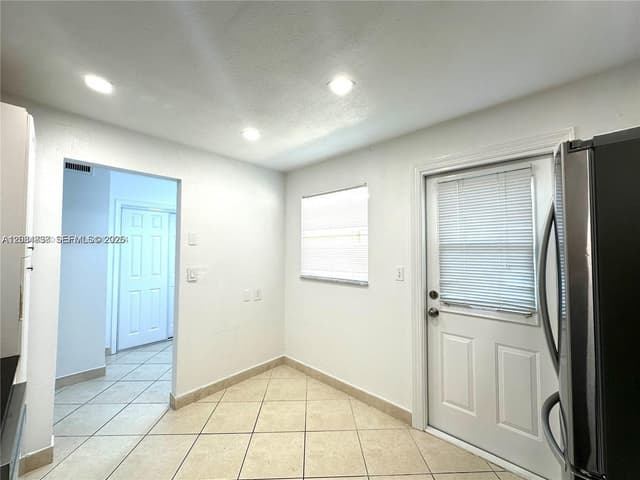 620 NE 12th Ave # 102, Hallandale Beach FL 33009 - Hallandale Beach, FL - Photo 7