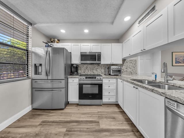 1701 Whitehall Drive # 302, Davie FL 33324 - Davie, FL - Photo 7
