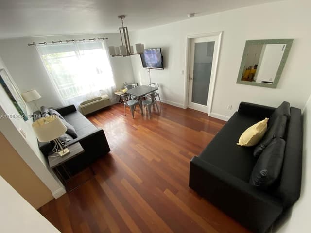 420 15th St # 205, Miami Beach FL 33139 - Miami Beach, FL - Photo 3