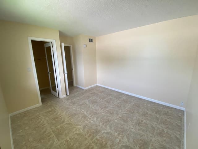 1020 CRYSTAL LAKE Drive # 209, Deerfield Beach FL 33064 - Deerfield Beach, FL - Photo 7