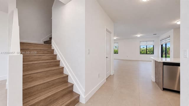 15811 SW 136th Ter, Miami FL 33196 - Miami, FL - Photo 5