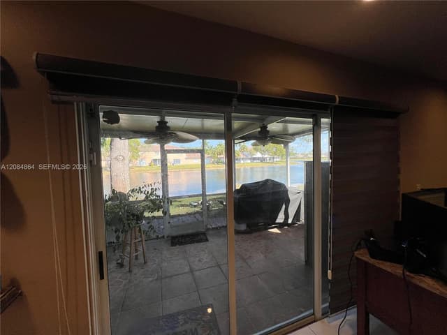 20839 NW 4th St, Pembroke Pines FL 33029 - Pembroke Pines, FL - Photo 4