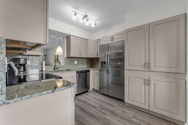 7267 HUNTINGTON Lane # 403, Delray Beach FL 33446 - Delray Beach, FL - Photo 2