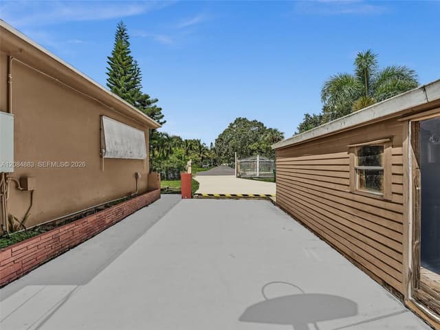 5220 SW 26th Ave, Dania Beach FL 33312 - Dania Beach, FL - Photo 7