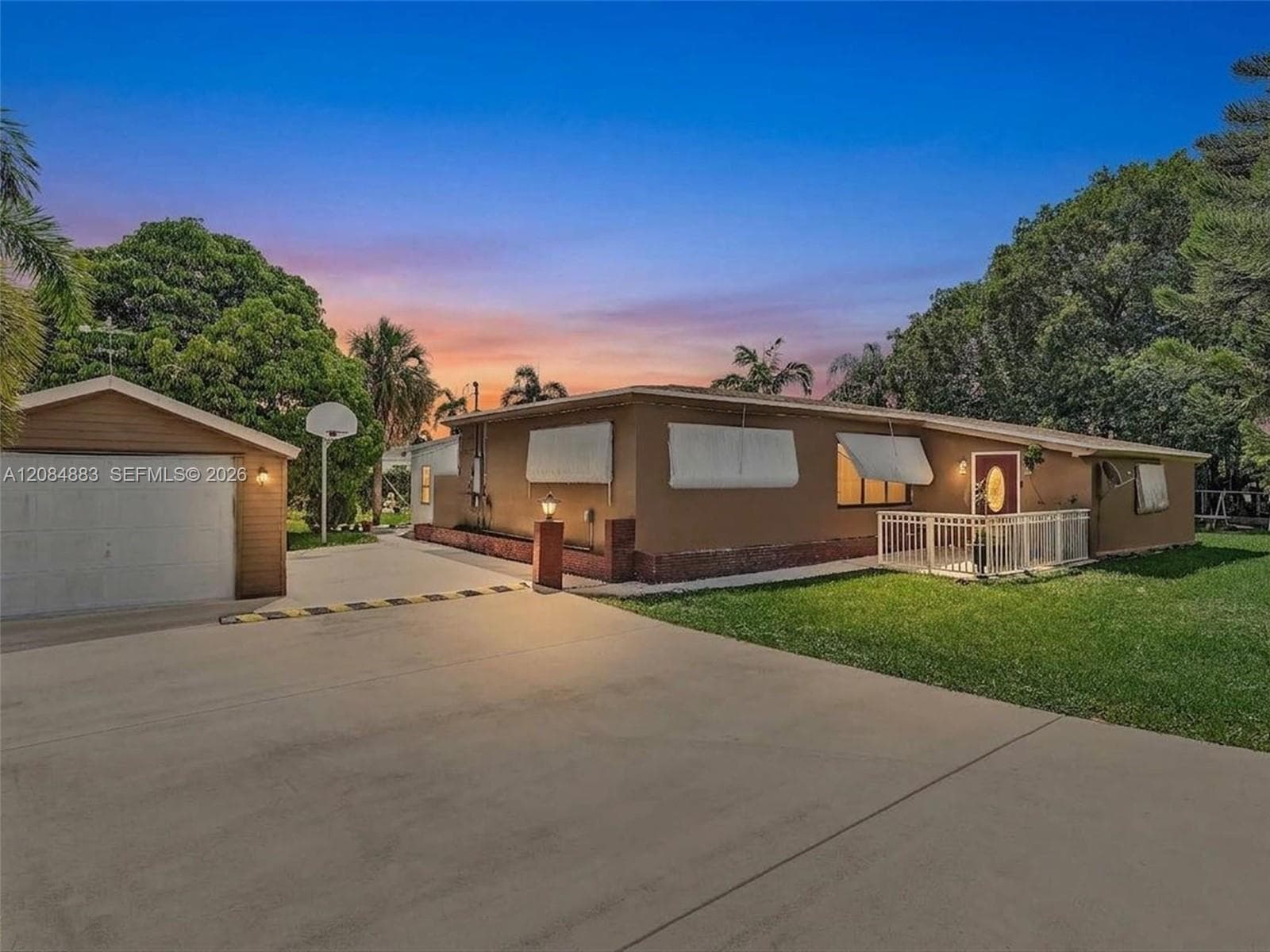 5220 SW 26th Ave, Dania Beach FL 33312 - Dania Beach, FL - Photo 1