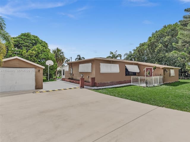 5220 SW 26th Ave, Dania Beach FL 33312 - Dania Beach, FL - Photo 4
