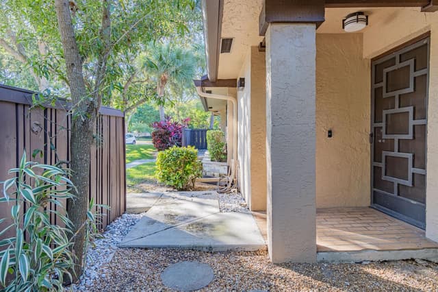 8689 BOCA GLADES Boulevard W # B, Boca Raton FL 33434 - Boca Raton, FL - Photo 2