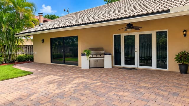 8506 NW 21st St, Coral Springs FL 33071 - Coral Springs, FL - Photo 4