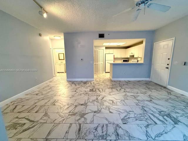 2015 SE 10th Ave # 127, Fort Lauderdale FL 33316 - Fort Lauderdale, FL - Photo 5