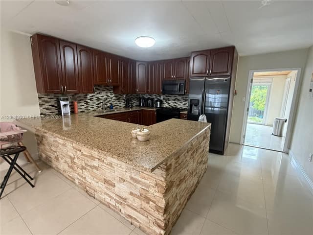 4435 NW 185th St, Miami Gardens FL 33055 - Miami Gardens, FL - Photo 7