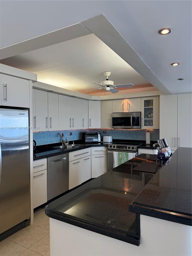 7135 SE Collins Ave # 1806, Miami Beach FL 33141 - Miami Beach, FL - Photo 5