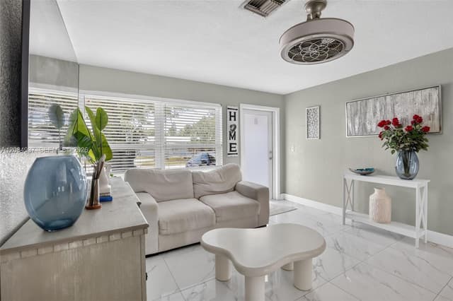 4351 SW 22nd St, Fort Lauderdale FL 33317 - Fort Lauderdale, FL - Photo 7