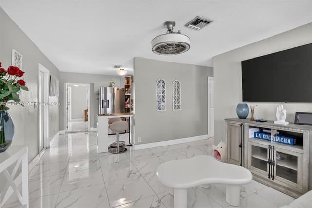 4351 SW 22nd St, Fort Lauderdale FL 33317 - Fort Lauderdale, FL - Photo 5