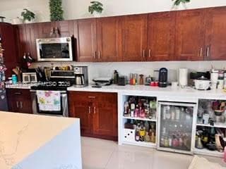 921 NE 213th Ter # 3, Miami FL 33179 - Miami, FL - Photo 5