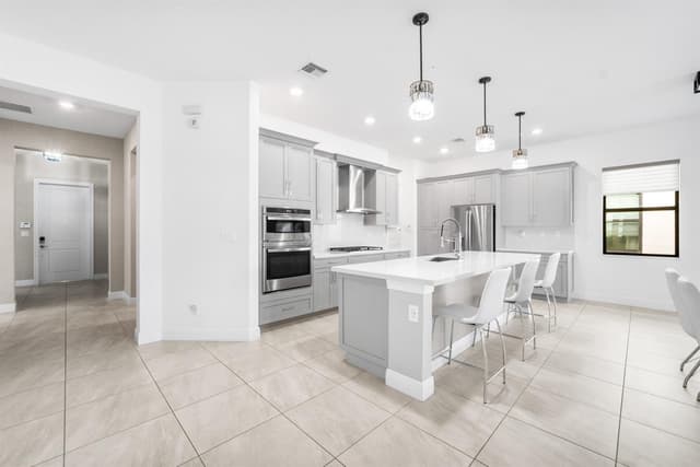 11850 N Baypoint Circle, Parkland FL 33076 - Parkland, FL - Photo 5