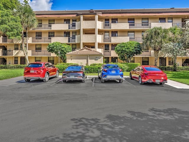 2659 Carambola Circle N # 306, Coconut Creek FL 33066 - Coconut Creek, FL - Photo 2