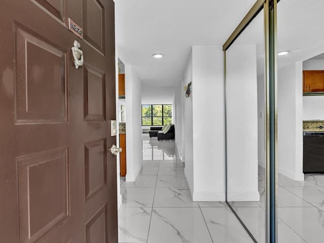 2659 Carambola Circle N # 306, Coconut Creek FL 33066 - Coconut Creek, FL - Photo 5
