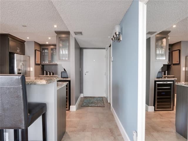 121 GOLDEN ISLES Drive # 806, Hallandale Beach FL 33009 - Hallandale Beach, FL - Photo 3