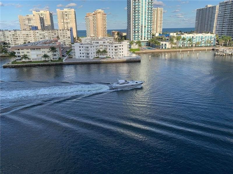121 GOLDEN ISLES Drive # 806, Hallandale Beach FL 33009 - Hallandale Beach, FL - Photo 1