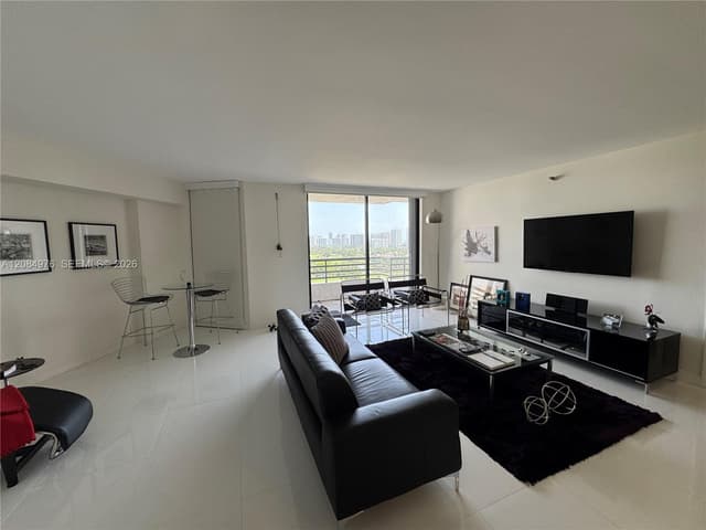 3300 NE 191st St # 1710, Aventura FL 33180 - Aventura, FL - Photo 4