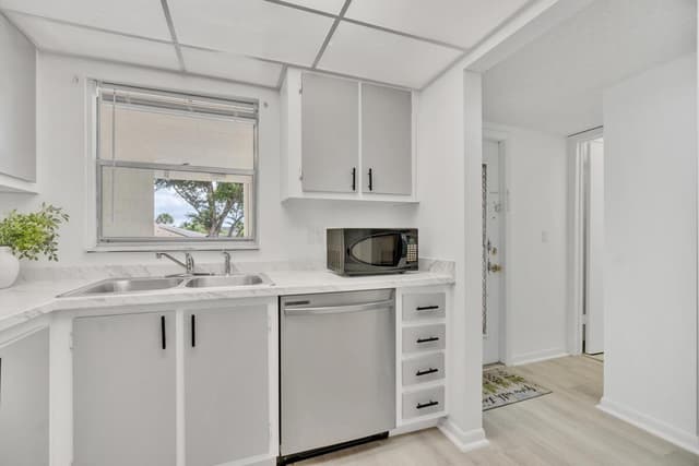 6800 Royal Palm Boulevard Unit 207F, Margate FL 33063 - Margate, FL - Photo 7