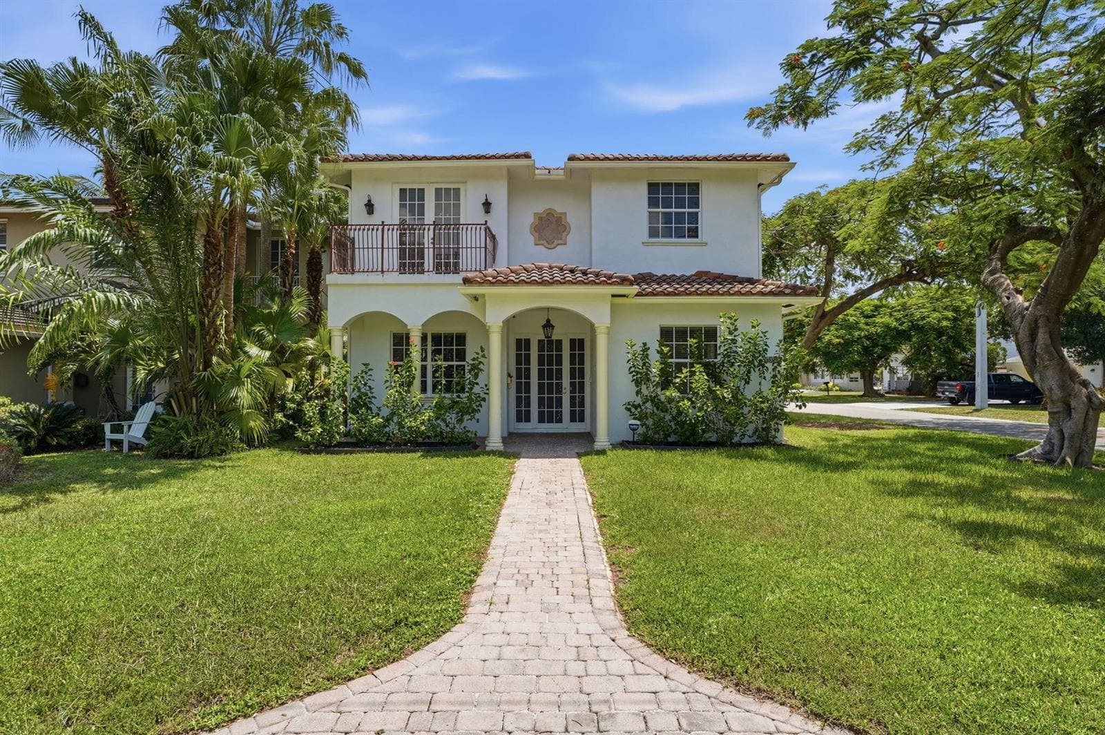 400 NE 8th Avenue, Fort Lauderdale FL 33301