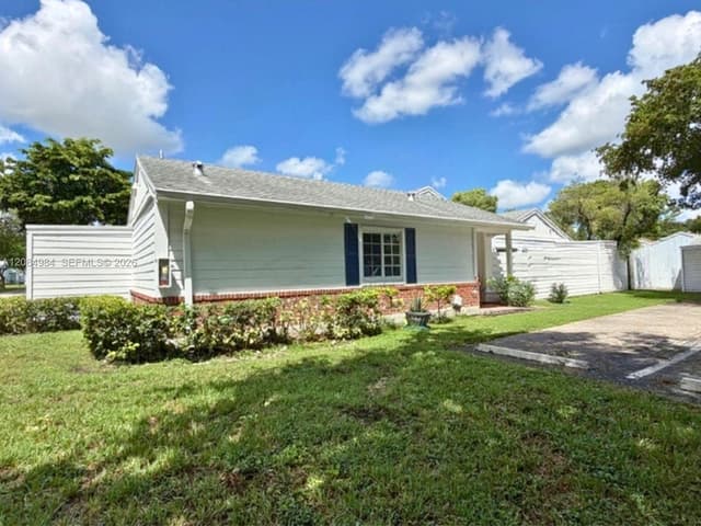 13790 SW 147th Cir Ln # 9, Miami FL 33186 - Miami, FL - Photo 2