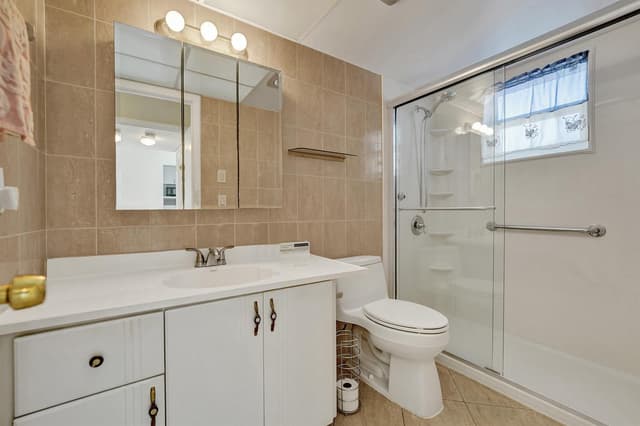 610 NE 12TH Avenue # 306, Hallandale Beach FL 33009 - Hallandale Beach, FL - Photo 3