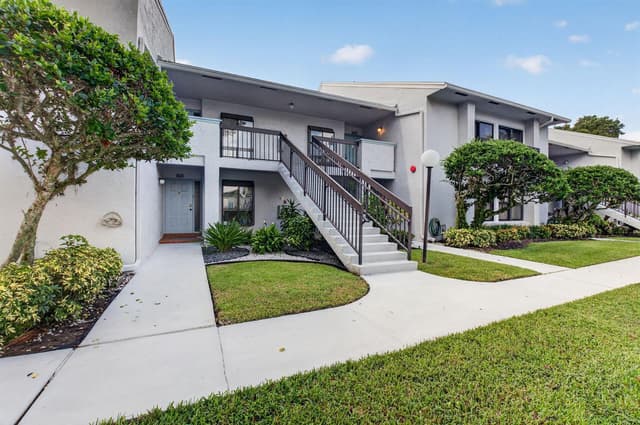5086 Golfview Court # 1622, Delray Beach FL 33484 - Delray Beach, FL - Photo 2