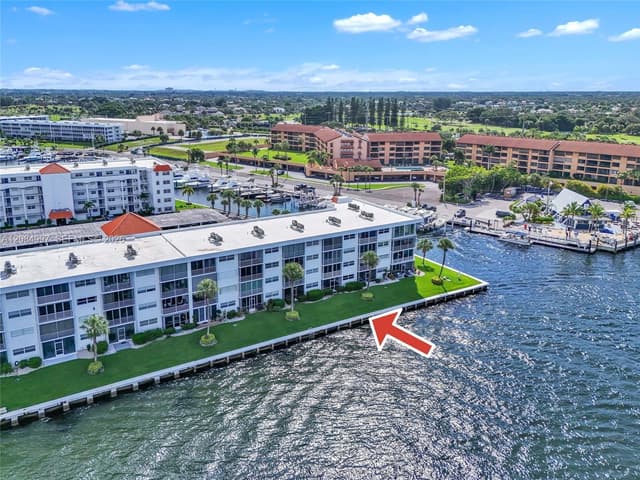 20 Yacht Club Dr # 103, North Palm Beach FL 33408 - North Palm Beach, FL - Photo 2