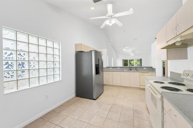 12838 HAMPTON LAKES Circle, Boynton Beach FL 33436 - Boynton Beach, FL - Photo 7