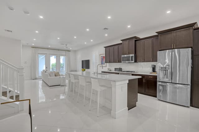 5065 Grandiflora Road, Palm Beach Gardens FL 33418 - Palm Beach Gardens, FL - Photo 6