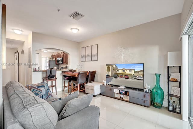 7985 NW 8th St # 104A, Miami FL 33126 - Miami, FL - Photo 4