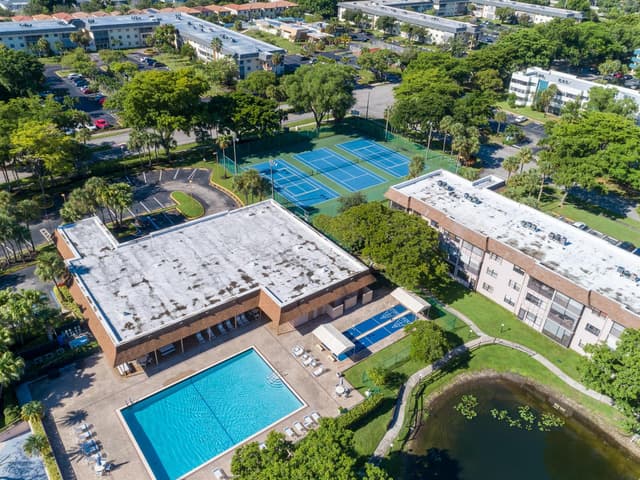 4955 E SABAL PALM Boulevard # 107, Tamarac FL 33319 - Tamarac, FL - Photo 3