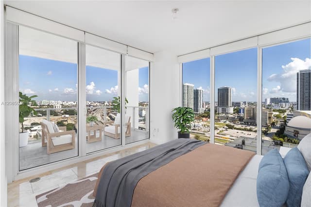 1040 Biscayne Blvd # 1806, Miami FL 33132 - Miami, FL - Photo 2