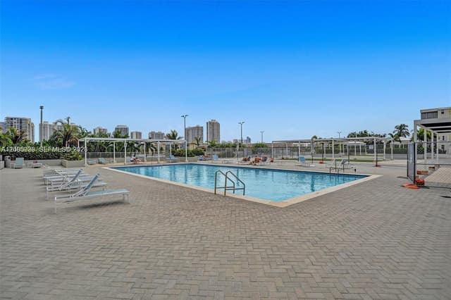 18041 Biscayne Blvd # 803, Aventura FL 33160 - Aventura, FL - Photo 5
