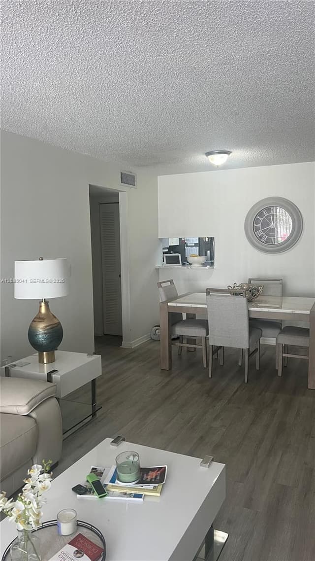 1480 W 46th St # 210, Hialeah FL 33012 - Hialeah, FL - Photo 5