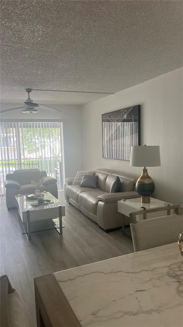 1480 W 46th St # 210, Hialeah FL 33012 - Hialeah, FL - Photo 4