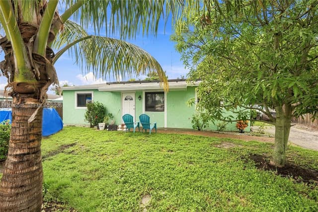 2622 NW 24th Ct, Fort Lauderdale FL 33311 - Fort Lauderdale, FL - Photo 2