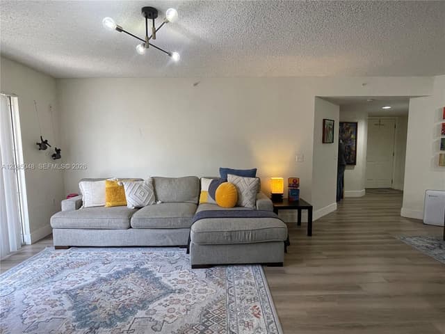 2009 SE 10th Ave # 303, Fort Lauderdale FL 33316 - Fort Lauderdale, FL - Photo 4