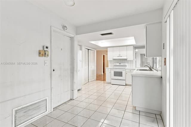 7470 NW 21st Ct, Sunrise FL 33313 - Sunrise, FL - Photo 7