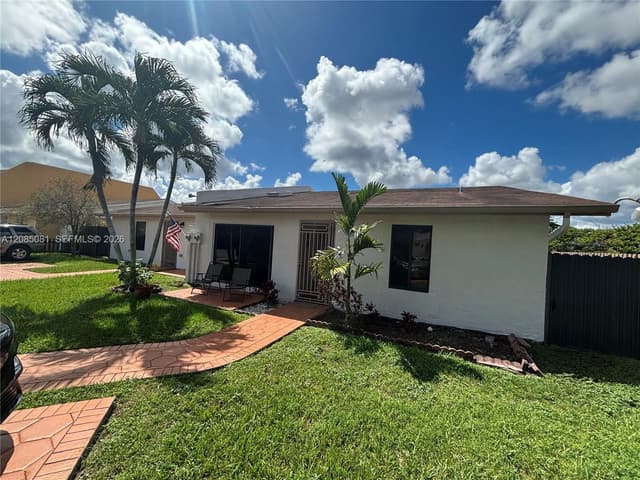 2428 SW 109th Ct, Miami FL 33165 - Miami, FL - Photo 3