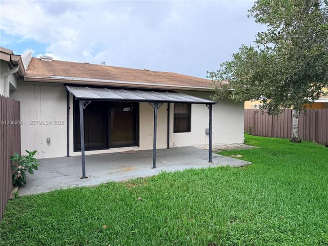 2428 SW 109th Ct, Miami FL 33165 - Miami, FL - Photo 4