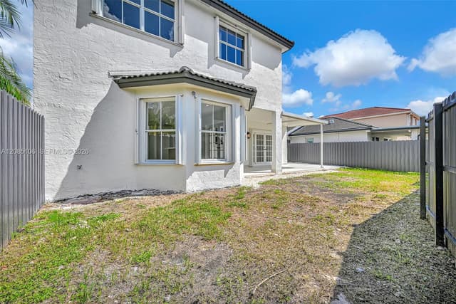13078 NW 10th St, Miami FL 33182 - Miami, FL - Photo 6
