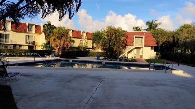 1655 NE 115th St # 12B, Miami FL 33181 - Miami, FL - Photo 2