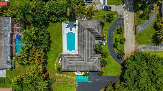 15305 SW 78th Ct, Palmetto Bay FL 33157 - Palmetto Bay, FL - Photo 6