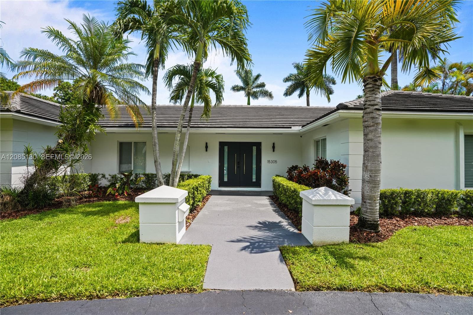 15305 SW 78th Ct, Palmetto Bay FL 33157 - Palmetto Bay, FL - Photo 1